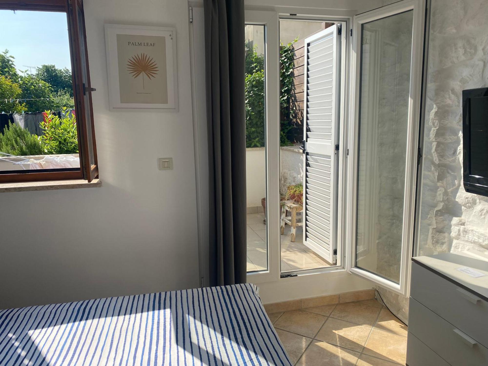Guest House Marta Rovinj Exterior photo